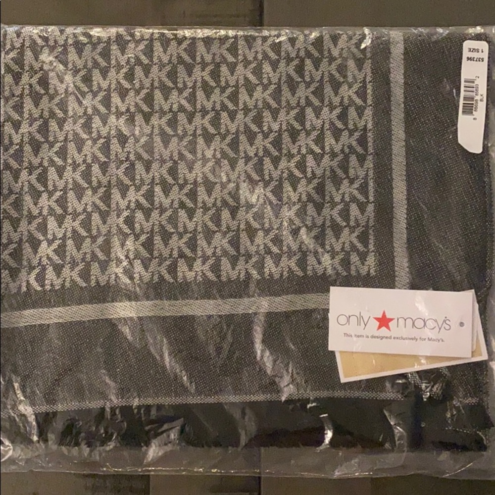 Michael Kors Scarf